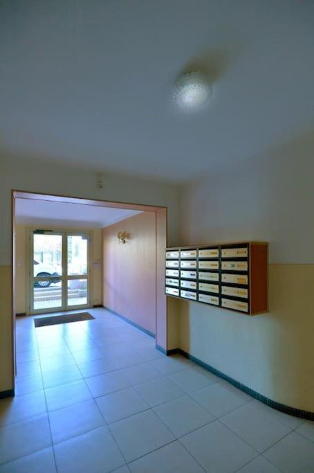 Beau 2P, Tres Equipe, Localisation Parfaite/Ac Apartment วีลล์ฟรองซ์-ซูร์-แมร์ ภายนอก รูปภาพ